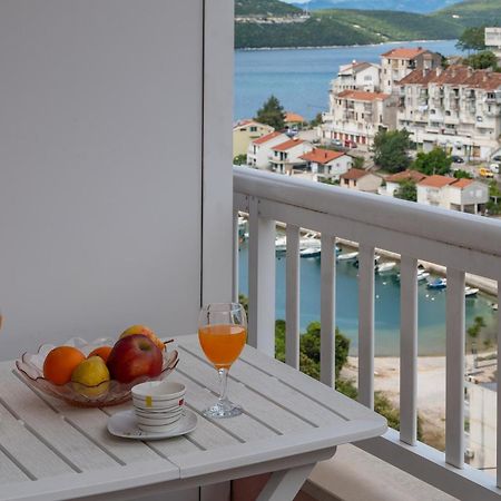 Apartments And Rooms Breeze Neum Eksteriør billede