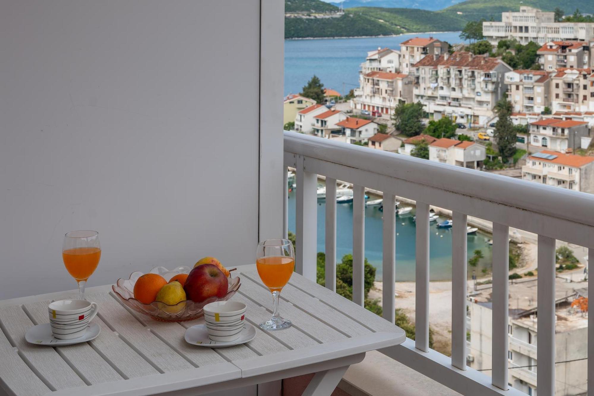 Apartments And Rooms Breeze Neum Eksteriør billede
